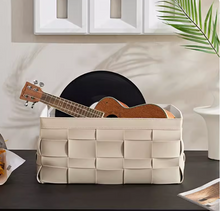 Load image into Gallery viewer, Clovis Wowen Leather Basket