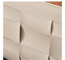 Load image into Gallery viewer, Clovis Wowen Leather Basket
