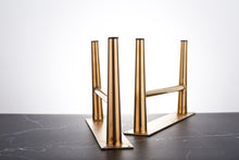 Load image into Gallery viewer, 7 7/8&#39;&#39; Tapered Brass Cabinet Legs - ivadecorstudio