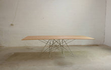 Load image into Gallery viewer, Gordon Dining Table Base - ivadecorstudio